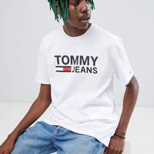 Tommy Jeans Mean's Short Sleeve Logo T-shirt - L